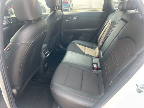 Certified 2022 Kia Forte GT w/ GT Technology Package image 15