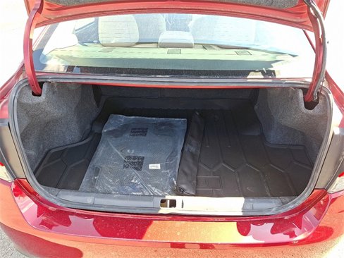 Used 2018 Subaru Impreza 2.0i Premium image 30