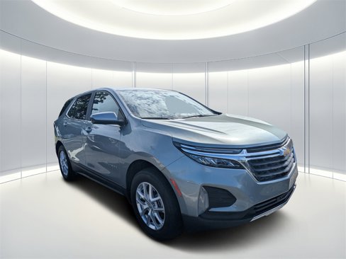 Used 2024 Chevrolet Equinox LT image 2