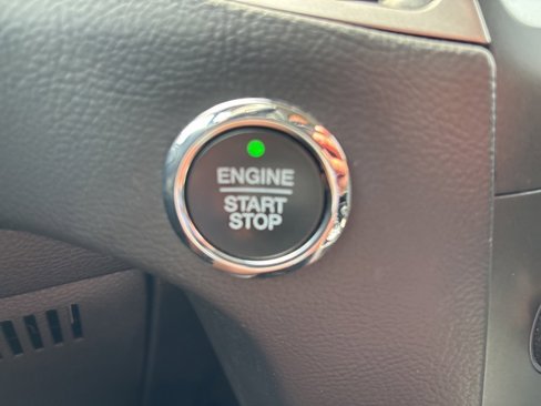 Used 2020 Ford Edge SEL image 24