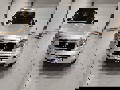 Used 2007 Honda Ridgeline RTX image 3