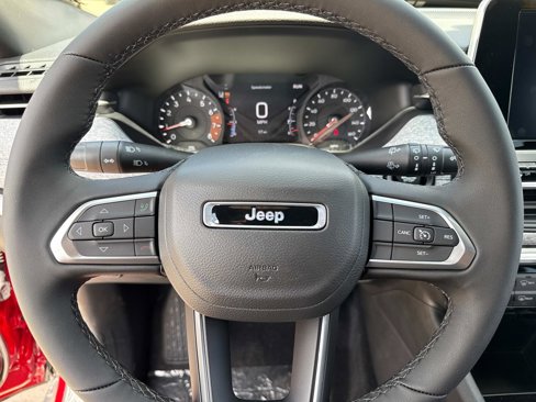 New 2025 Jeep Compass Latitude w/ Sun and Sound Group image 23