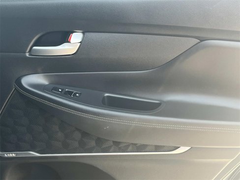 Used 2020 Hyundai Santa Fe Limited image 17