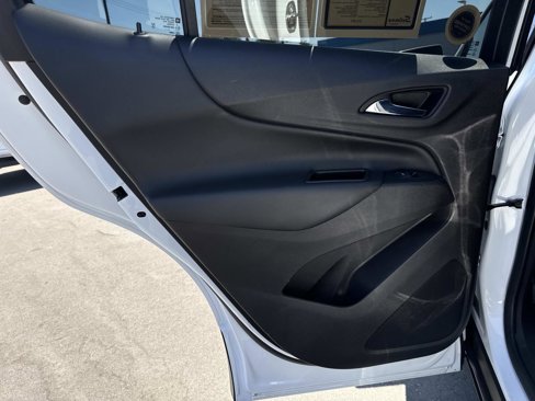 Used 2020 Chevrolet Equinox LT image 18