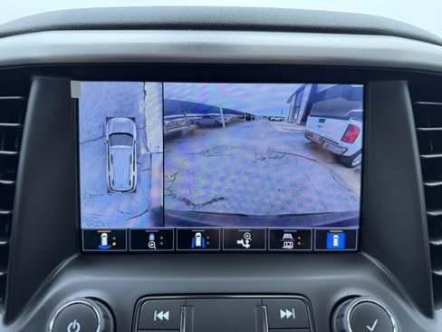 Used 2023 GMC Acadia SLT w/ Elevation Edition image 13