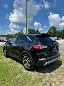 Used 2020 Ford Escape SEL image 4