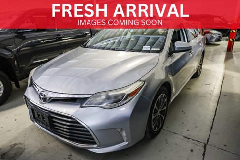 Used 2016 Toyota Avalon XLE Premium image 1