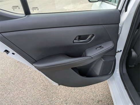 Used 2025 Nissan Sentra SV image 23