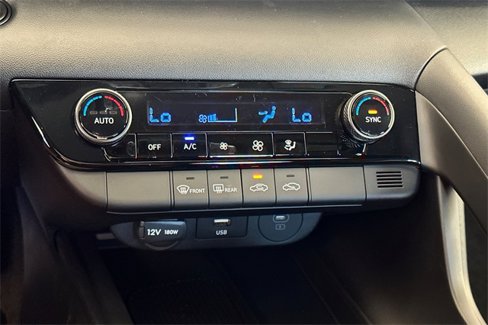 New 2025 Hyundai Elantra Sport image 16