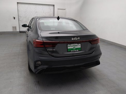 Used 2023 Kia Forte LXS image 6