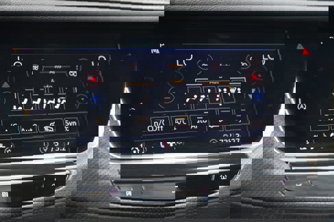 Used 2020 Cadillac XT5 Premium Luxury image 40