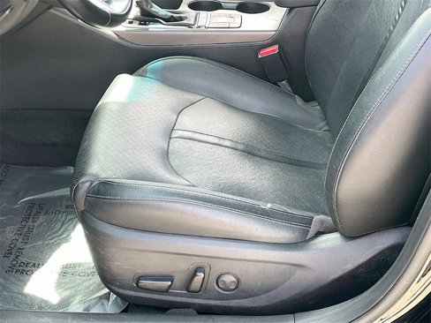 Used 2020 Kia Optima SE image 19