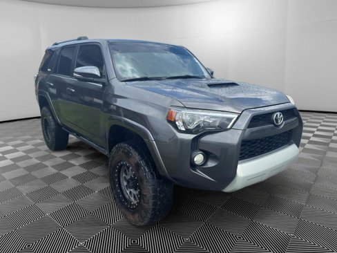 Used 2016 Toyota 4Runner Trail Premium image 4