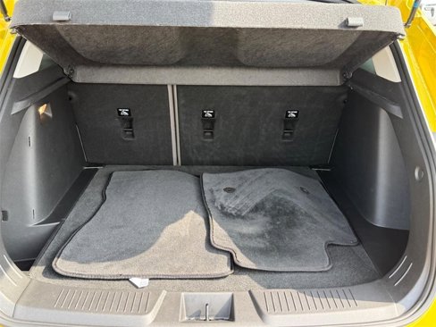 Used 2024 Chevrolet Trax ACTIV w/ Sunroof Package image 5