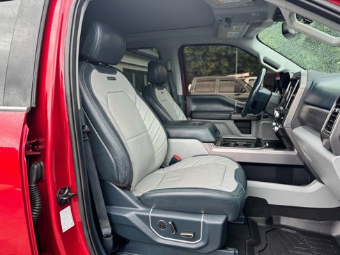 Used 2022 Ford F350 Limited image 10