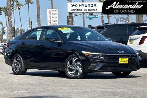 Used 2025 Hyundai Elantra Sport image 1