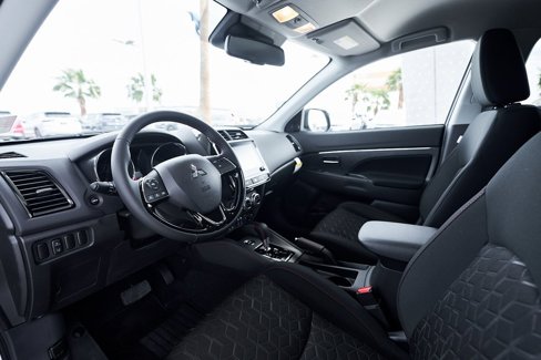 New 2025 Mitsubishi Outlander Sport LE image 2
