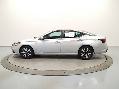 Used 2021 Nissan Altima 2.5 SV image 5