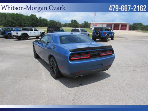 Used 2022 Dodge Challenger SXT w/ Blacktop Package image 9