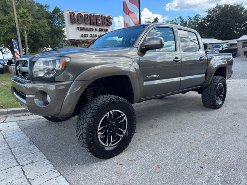 Used 2011 Toyota Tacoma PreRunner image 1