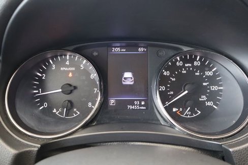 Used 2019 Nissan Rogue Sport S image 19
