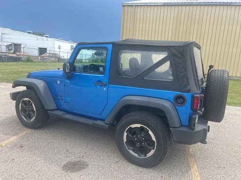 Used 2015 Jeep Wrangler Sport image 6