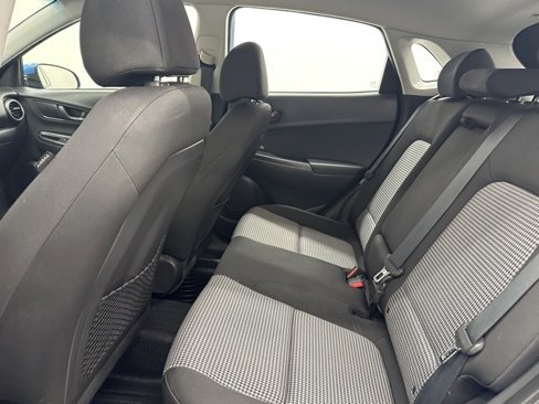Used 2019 Hyundai Kona SE image 17