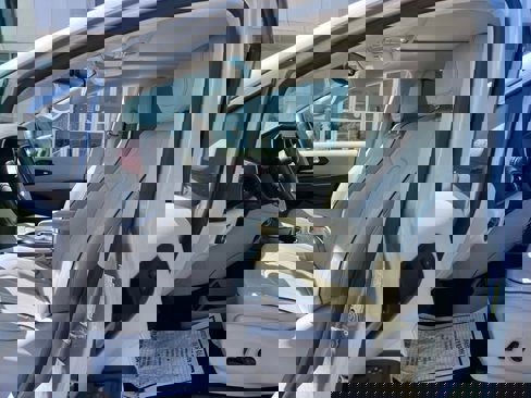 Certified 2019 Chrysler Pacifica Limited image 9