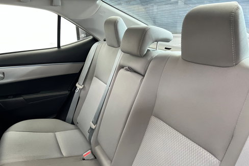 Used 2016 Toyota Corolla LE image 20