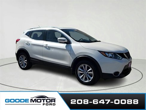 Used 2018 Nissan Rogue Sport SV w/ SV All-Weather Package image 1