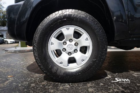 Used 2010 Toyota Tacoma 4x4 Double Cab image 37