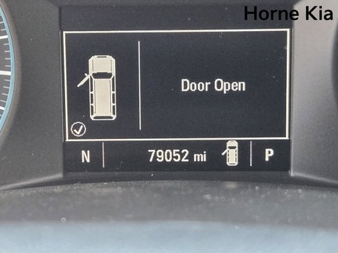 Used 2018 Chevrolet Equinox LS image 34