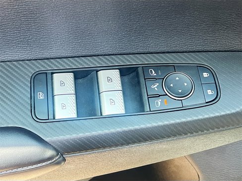 Used 2024 Mitsubishi Outlander SE image 20