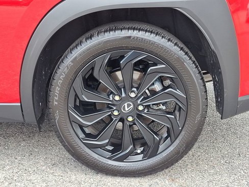 Used 2023 Lexus UX 250h AWD image 9
