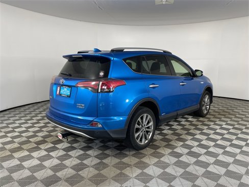 Used 2016 Toyota RAV4 Limited image 16