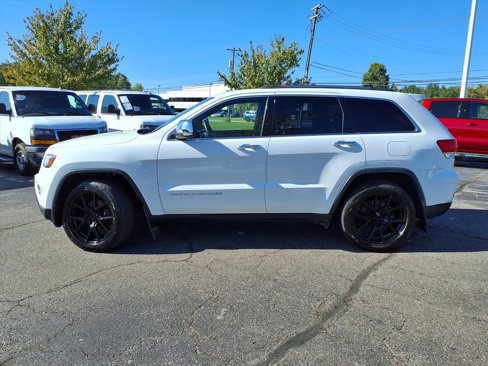 Used 2014 Jeep Grand Cherokee Limited w/ Luxury Group II image 2