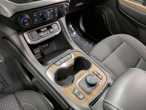 Used 2022 GMC Acadia SLE w/ Driver Convenience Package image 14