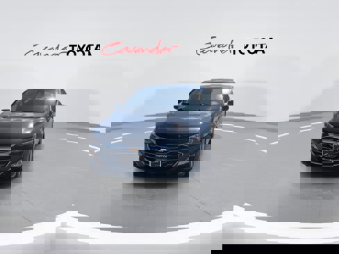 Used 2023 Chevrolet Malibu LT image 3