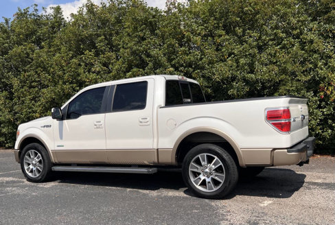 Used 2014 Ford F150 Lariat w/ Equipment Group 502A Luxury image 5