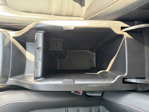 Used 2015 GMC Canyon SLE image 32