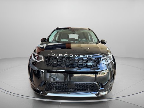 New 2025 Land Rover Discovery Sport S image 5