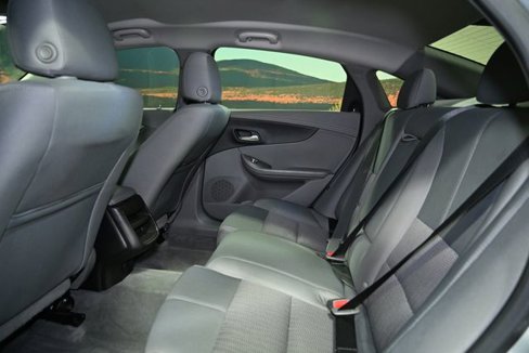 Used 2016 Chevrolet Impala LS image 43