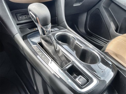 Used 2022 Chevrolet Equinox Premier image 17