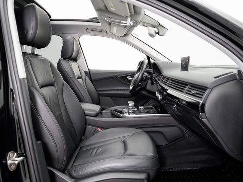 Used 2017 Audi Q7 3.0T Premium image 22