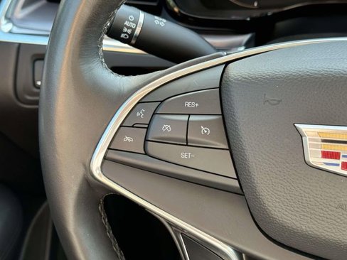 Used 2017 Cadillac XT5 Luxury w/ Driver Awareness Package image 30