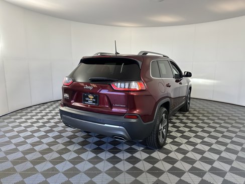Used 2019 Jeep Cherokee Limited image 10