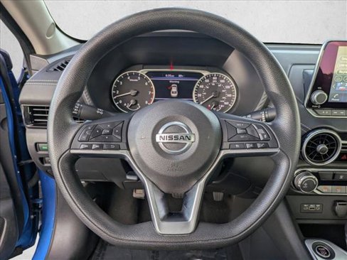 Used 2023 Nissan Sentra SV image 5