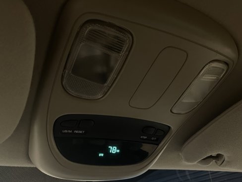 Used 2003 Dodge Ram 1500 Truck SLT image 13