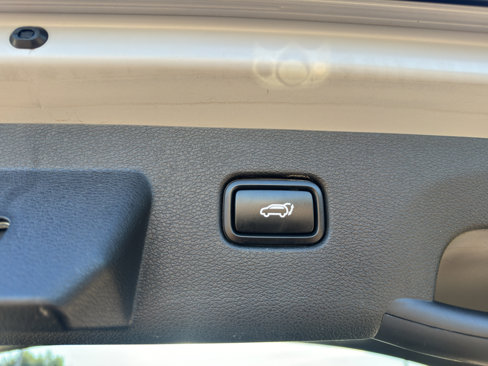 Used 2023 Kia Sportage X-Line w/ X-Line Premium Package image 8