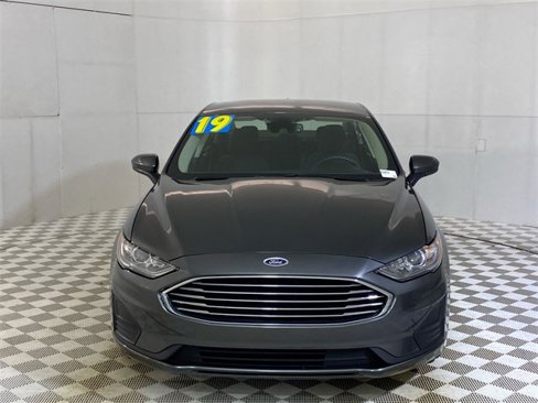 Used 2019 Ford Fusion SE image 21